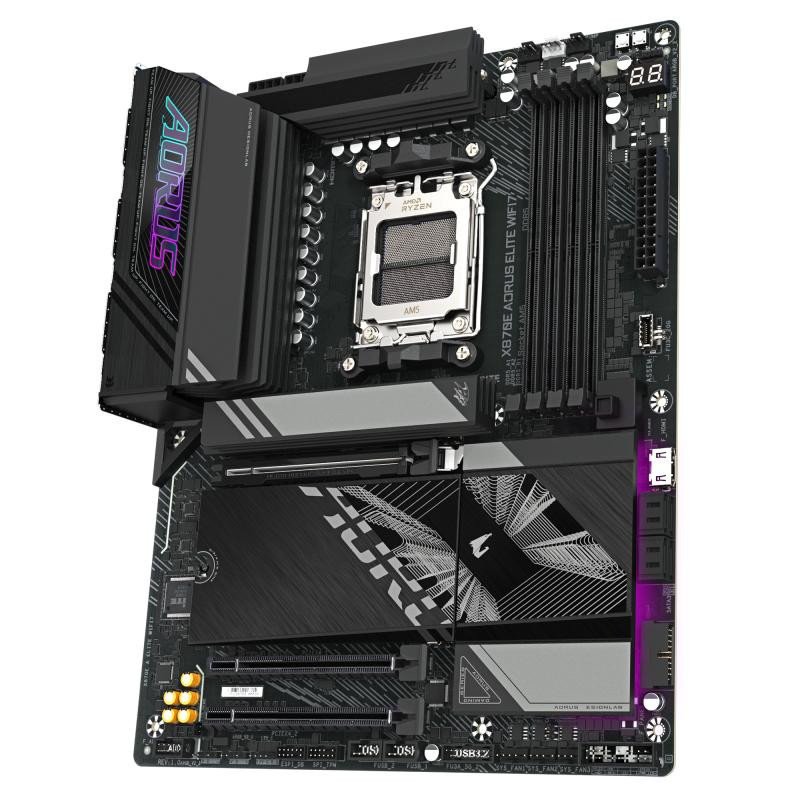 GIGABYTE X870E AORUS ELITE WIFI7 – Image 4